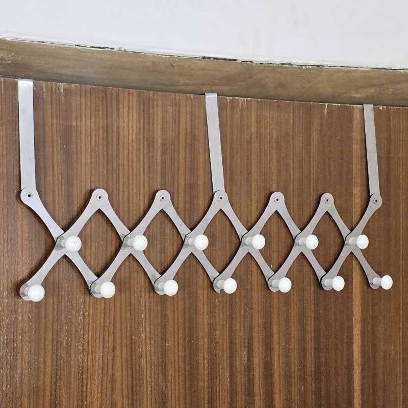 13 hook flexible door hanger